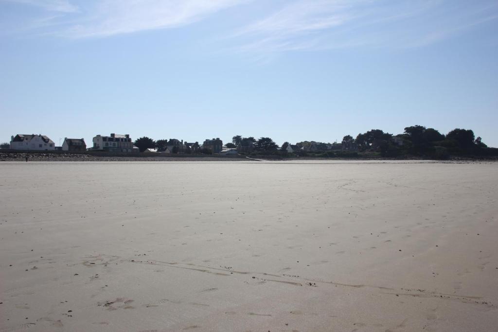 Aparthotel Le Chateau De Sable Plougasnou